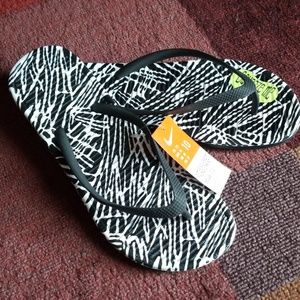 Nike flip flops